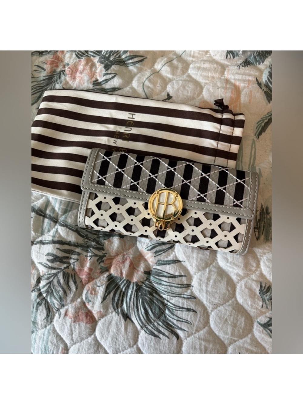 henri bendel Trellis Black White and Gray Laser-Cut Wallet with Gold Logo